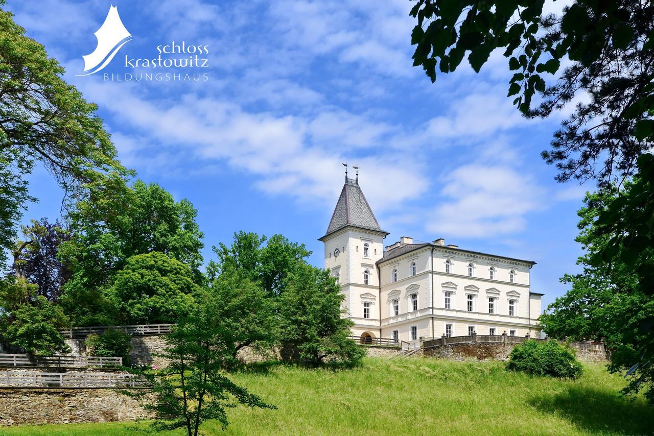 Bildungshaus Schloss Krastowitz Hotel Klagenfurt am Woerthersee Exterior photo